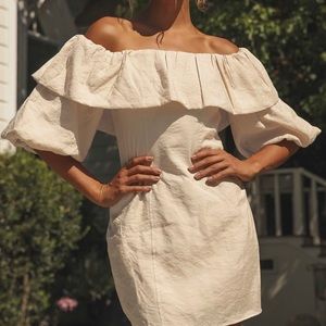 Off shoulder puffer sleeve dress champagne